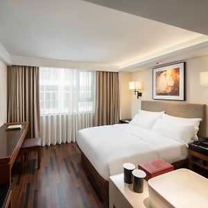 Elegant Queen Room